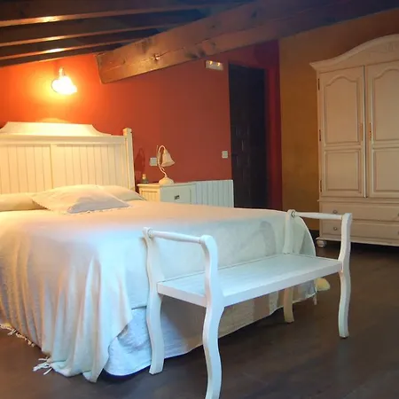 Rural La Casona De Escalada